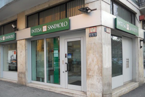 Banca Intesa San Paolo: un'offerta per acquistare Ubi Banca