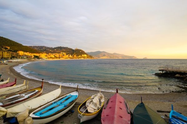 Cercar casa nei Borghi di mare