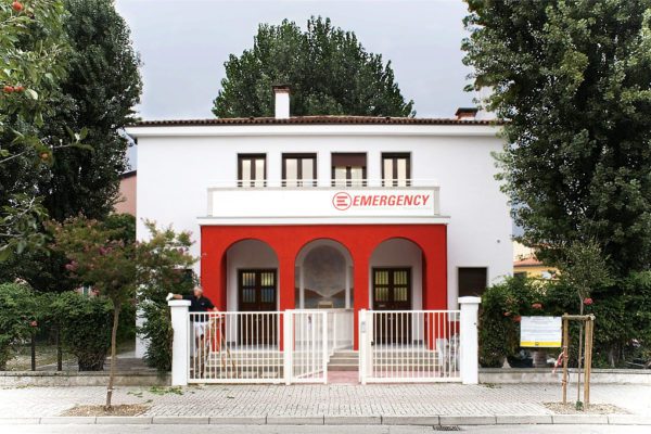 Emergency  apre un nuovo Centro chirurgico per vittime di guerra a Gernada