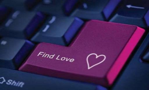 Gli italiani cercano l'amore sul web