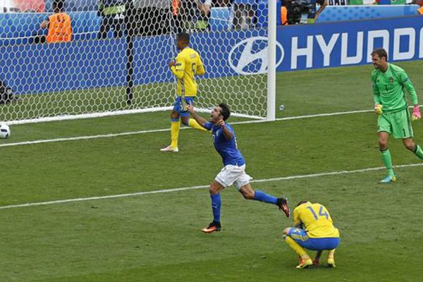 L'Italia passa agli ottavi di finale