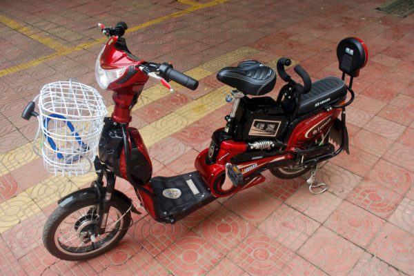 La bici elettrica guida la rivoluzione nella mobilità urbana