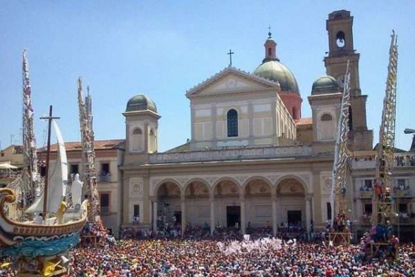 La Festa dei Gigli a Nola: antichi echi di culti misterici