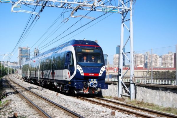 LA REGIONE CAMPANIA APRE UN'INCHIESTA SUI TRENI METROSTAR DELLA CIRCUMVESUVIANA