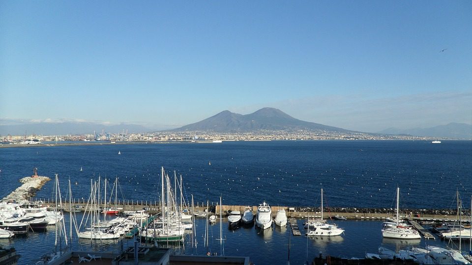 Napoli dal Mare