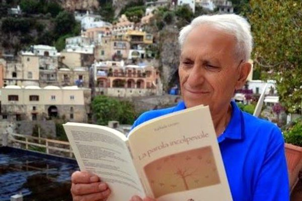 Poeti in Campania: intervista a Raffaele Urraro