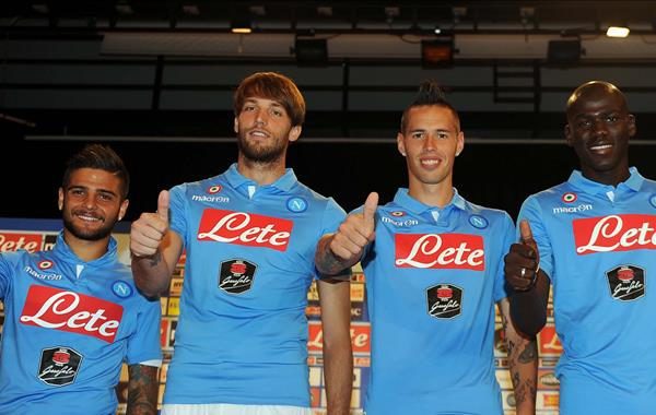 PRESENTATA LA NUOVA MAGLIA DEL NAPOLI!