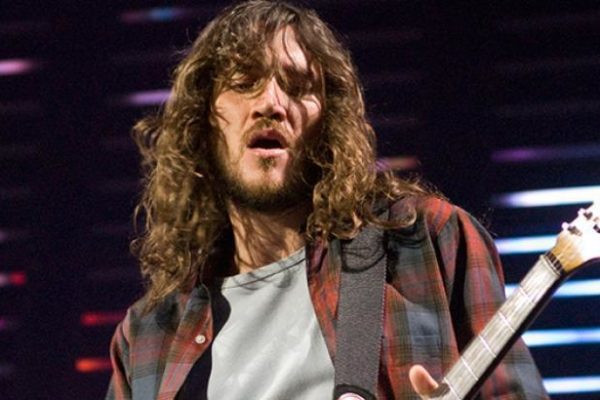 Red Hot Chili Peppers: John Frusciante torna a far parte della band