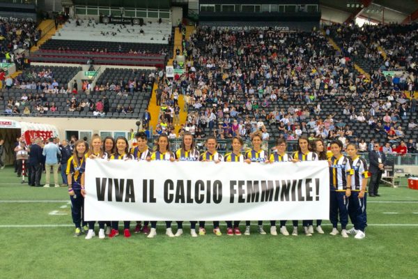 VIVA IL CALCIO FEMMINILE