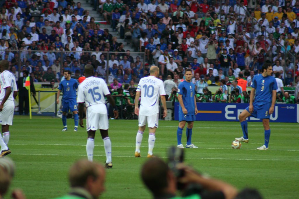 A pochi secondi dal calcio di inizio