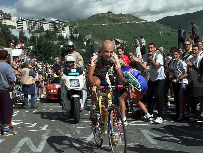 Marco Pantani, in scalata