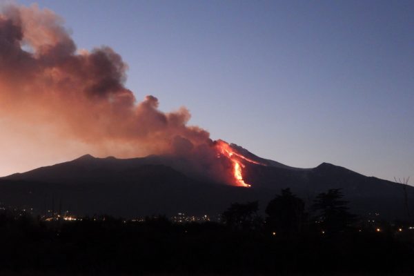 eruzioni recenti etna sicilia