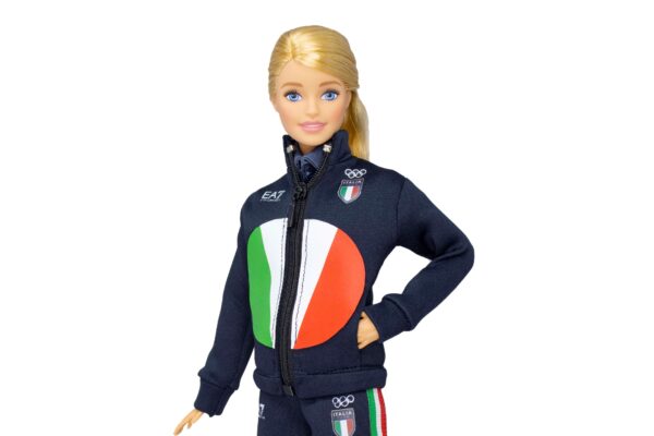 Barbie, Italia Team, EA7 Emporio Armani insieme, a Tokyo 2020 per celebrare le donne dello sport per uno scopo molto speciale