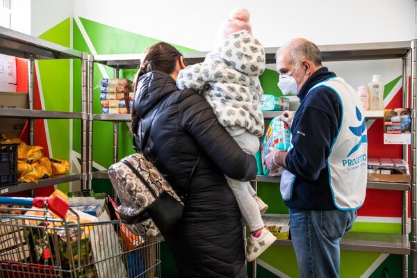 Progetto Arca: 1.000 kit prima infanzia ogni mese a famiglie fragili