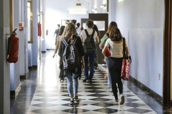 Liceo Made in Italy, Consiglio di Stato sospende parere. Il ministero: "Nessuno stop"