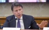 Conte: "Renzi vuole distruggere il M5S, il Pd? Ci vuole cespugli"