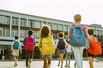 Scuola, per chi suona la campanella? Rientro tra il 5 e il 16 settembre, ma poi arrivano i ponti