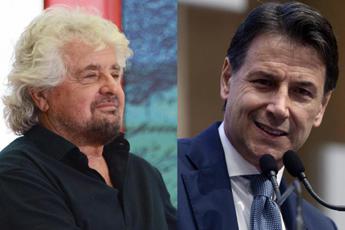 Grillo ad avvocato: "Posso pagarti col crowdfunding?". Stop offensiva legale anti-Conte