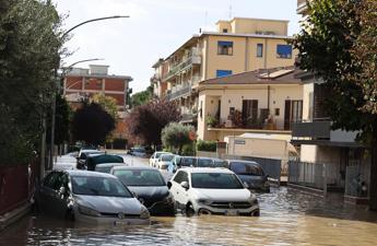 Maltempo in Toscana, bombe d'acqua e allagamenti: il punto sull'emergenza