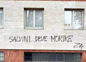 Salvini deve morire