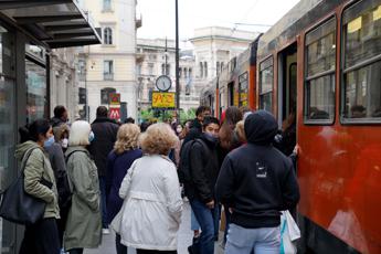 Sciopero 27 novembre, su precettazione Salvini prende tempo: ultime news