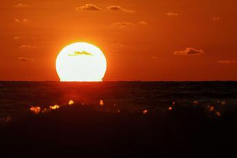 Caldo anomalo e clima: finisce il 2023, anno più bollente del pianeta