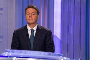 Renzi si conferma 'Paperone del Parlamento': nel 2024 ha dichiarato 2,3 milioni