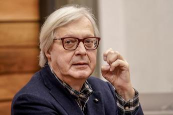 Sgarbi: "Mi dimetto da sottosegretario"