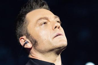 Tiziano Ferro conferma divorzio: "Preferisco dirvelo io... Non è un fallimento, è un lutto"