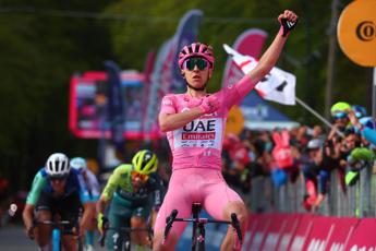 Giro d'Italia, ancora Pogacar vince per distacco la 20esima tappa a Bassano