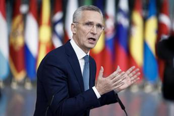 Ucraina, Nato: "Attacco Kiev in Russia è legittimo"