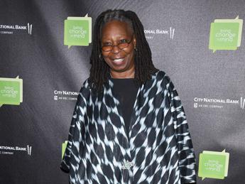 Whoopi Goldberg ha proposto al Papa di recitare in 'Sister Act 3'