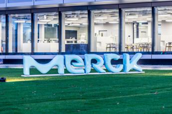 Merck, al via programma 'Fertility benefit' per favorire genitorialità