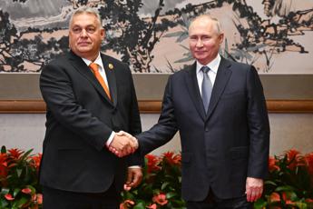 Ucraina-Russia, Orban e la lettera all'Ue: "Guerra danneggia cittadini europei"