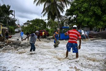 Uragano Beryl devasta i Caraibi, almeno 7 morti - Video