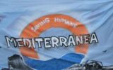 Migranti, Mediterranea denuncia Piantedosi al Tribunale penale internazionale: "Deportazioni in Libia"