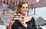 Mostra Venezia, a Sigourney Weaver il Leone alla Carriera: "Sto sognando"