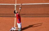 Parigi 2024, Djokovic oro nel tennis: Alacaraz battuto in finale, re Nole ha vinto tutto