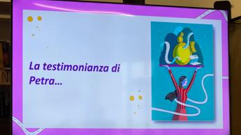 Cancro ovaio, pazienti: "Prevenzione e test genetici fondamentali"