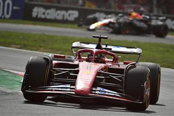 Leclerc vince il Gp d'Italia, trionfo Ferrari a Monza