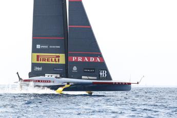 Louis Vuitton Cup, Luna Rossa batte American Magic 5-3 e vola in finale contro Ineos