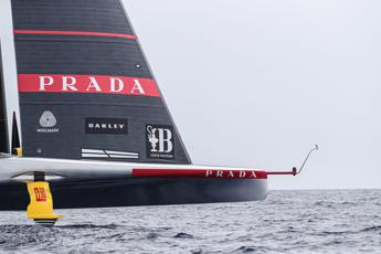 Louis Vuitton Cup, Luna Rossa batte New Zealand tra i fulmini