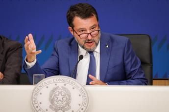 Nuovo codice della strada, Salvini: "Numero dei morti ridotto del 25% in 15 giorni"