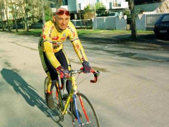 Pantani, nuove indagini a Trento. Il legale: "Lavoro che all'epoca altri non fecero"