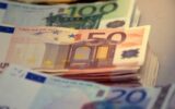 Bonus Natale 100 euro, chi può fare domanda e come