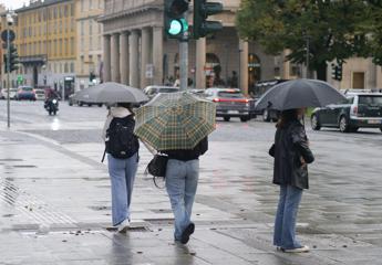 Maltempo in tutta Italia: allerta rossa in Lombardia e Liguria, arancione per 7 regioni