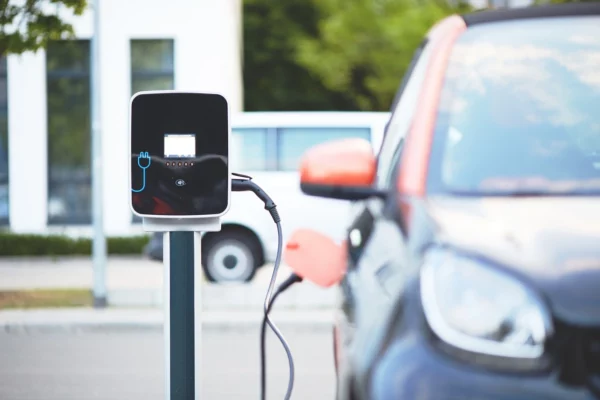 Ripresa delle vendite di auto elettriche a settembre