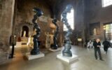 Alle Terme di Diocleziano le sculture dell'artista inglese Tony Cragg