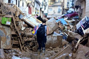 Alluvione Spagna, continua ricerca dei dispersi: conclusa allerta per la Dana