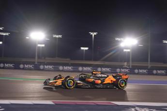 Gp Qatar, doppietta McLaren nella sprint e Mondiale Costruttori più vicino. Sainz 4°